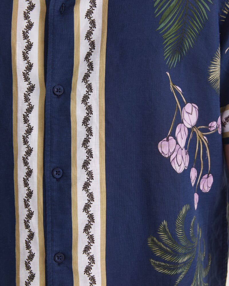 Hamlyn Short Sleeve Resort Shirt in NAVY MULTI