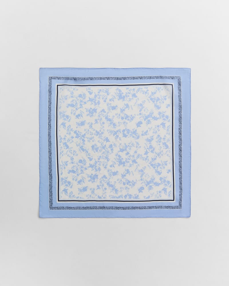 Eloise Scarf in PALE BLUE