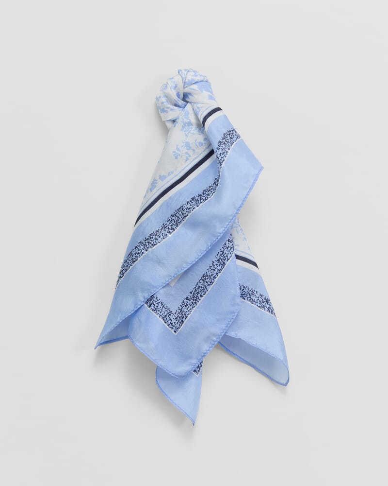 Eloise Scarf in PALE BLUE