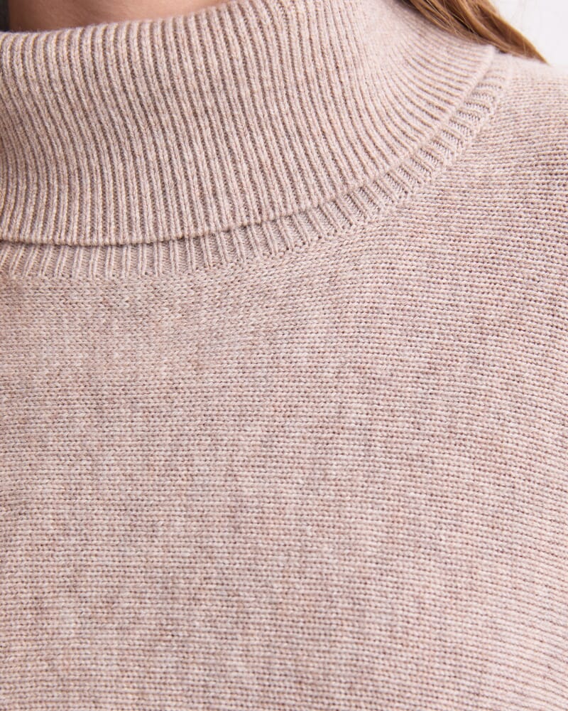 Sunshine Poncho in OATMEAL